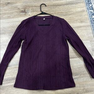 Women's Purple V-Neck Ribbed sweater